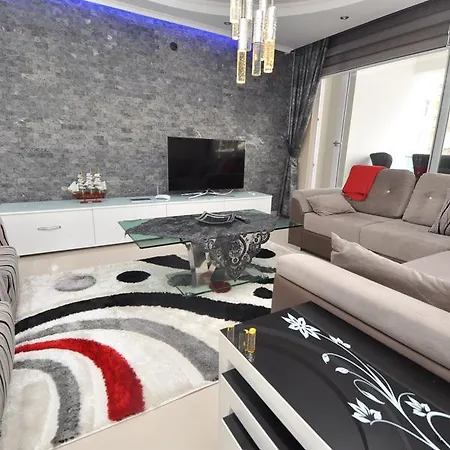 Aqua Diamond Residence Semesterbostad