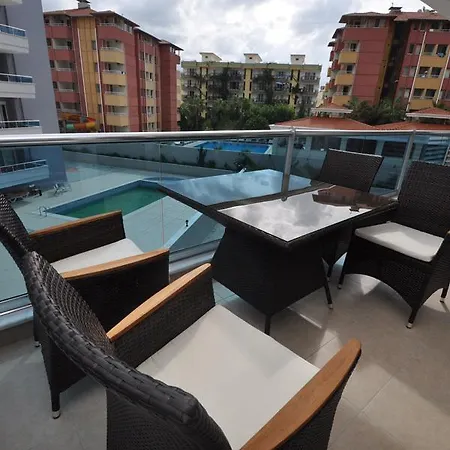 Aqua Diamond Residence