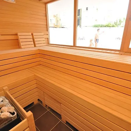 Semesterbostad Aqua Diamond Residence