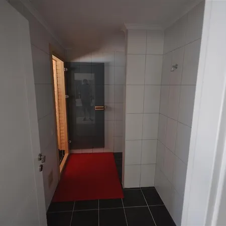 Aqua Diamond Residence Semesterbostad